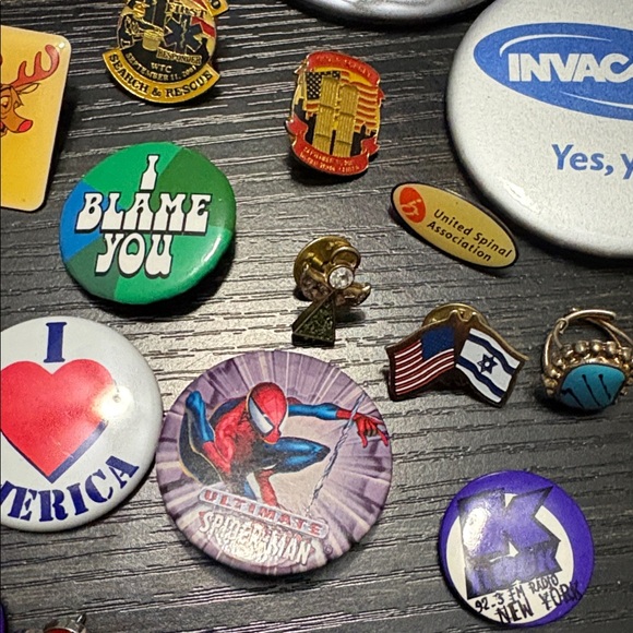 Pin and Button Collection - Picture 4 of 5